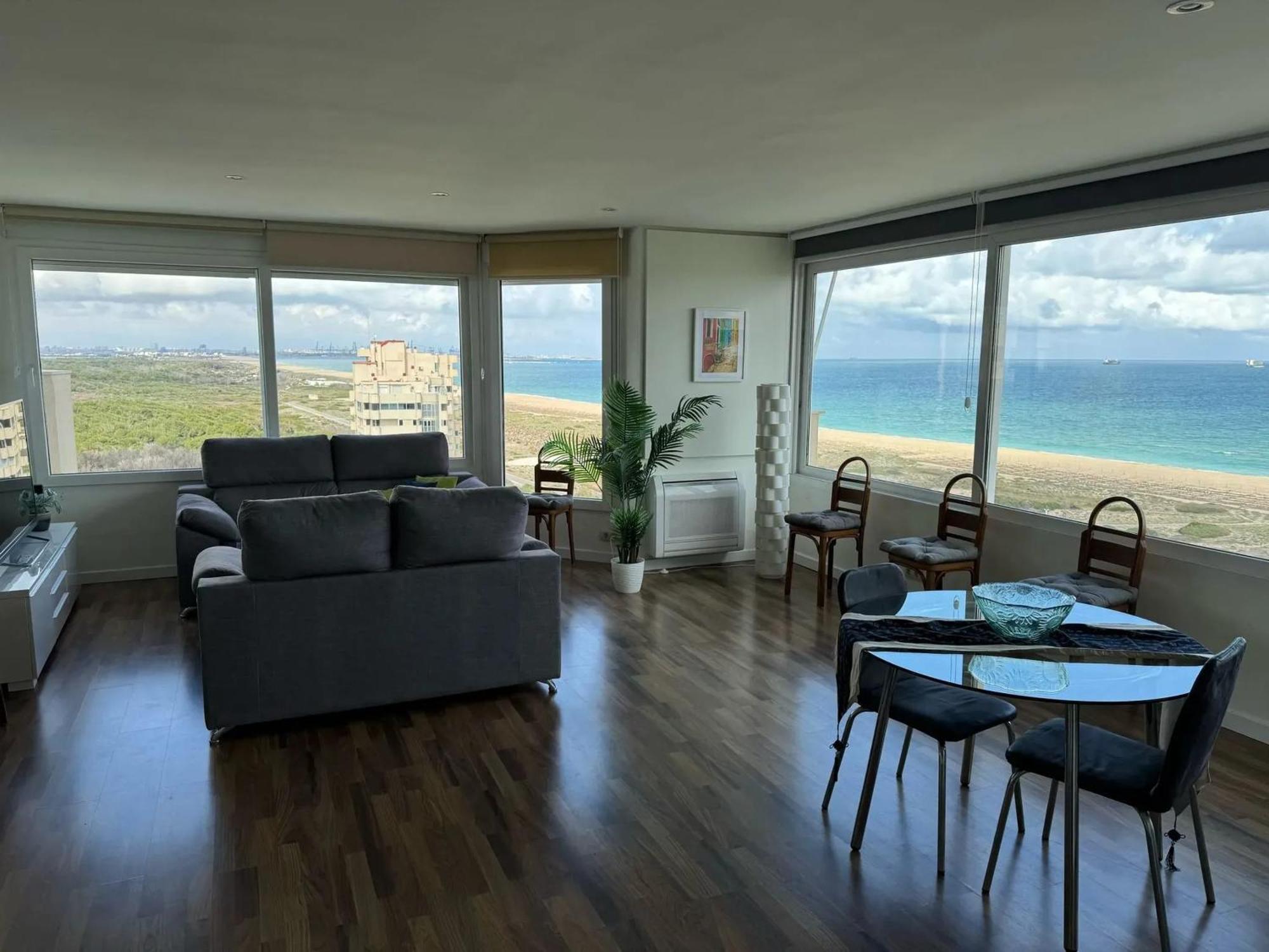 Spacious Apartment In Valencia With Sea View - 160 Sqm Экстерьер фото